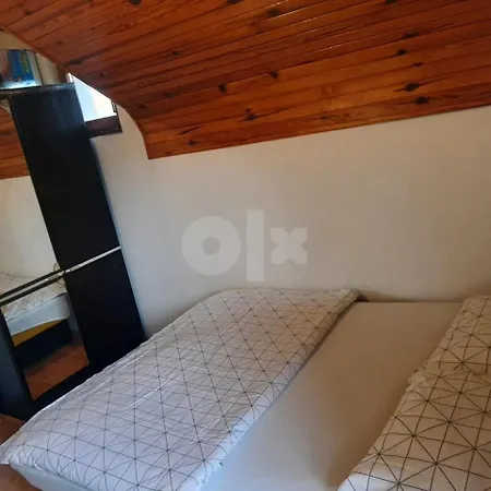 Bastion House With A Bih Garden * Bojnik